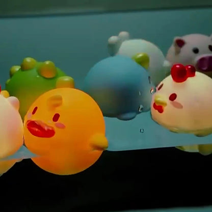 LED Light Up Brinquedos para crianças Brinquedo de banho de animais fofos Flutuador de borracha macia Pato luminoso de indução para natação Presentes engraçados