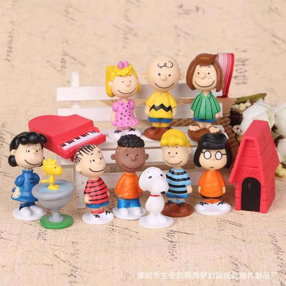 Miniatura Action Figure Brinquedos Modelo, Amendoim Japonês Dos Desenhos Animados, Snoopy, Sally, Woodstock, Pessoas Bolo, Adereços De Coleção Quente