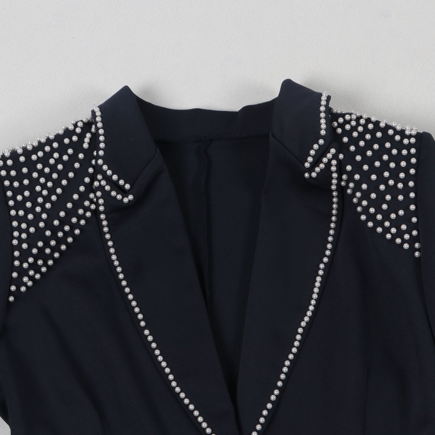 CM.YAYA Conjunto de dos piezas de chaqueta de manga larga y pantalón ancho para mujer, con empalme de perlas, para invierno y otoño de 2024