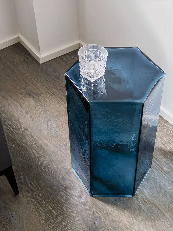 Artistic Glass Coffee Tables, Creative Design End Tables for Living Room , Stylish Accent Tea Table with Various Sizes & Colors