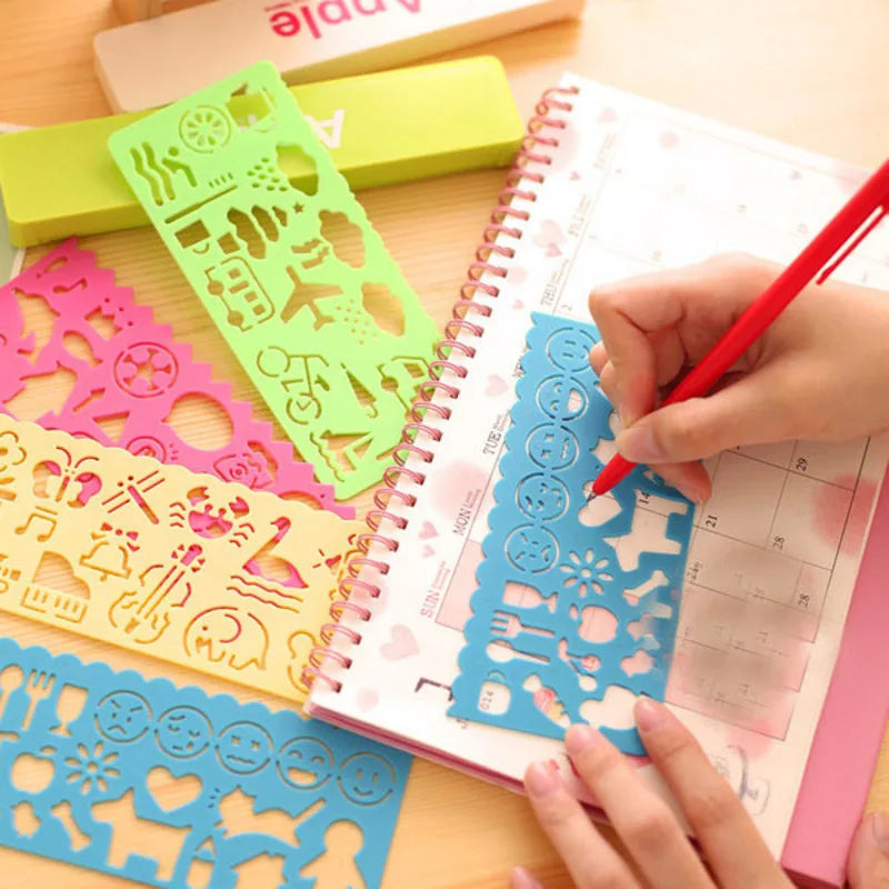 Plastic Ruler Drawing Toys for Kids, Painting Template Board, Crafts, Learning to Draw, Educational Toys, Kids Gift, 4Pcs 