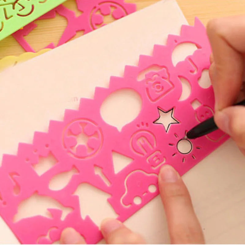 Plastic Ruler Drawing Toys for Kids, Painting Template Board, Crafts, Learning to Draw, Educational Toys, Kids Gift, 4Pcs 