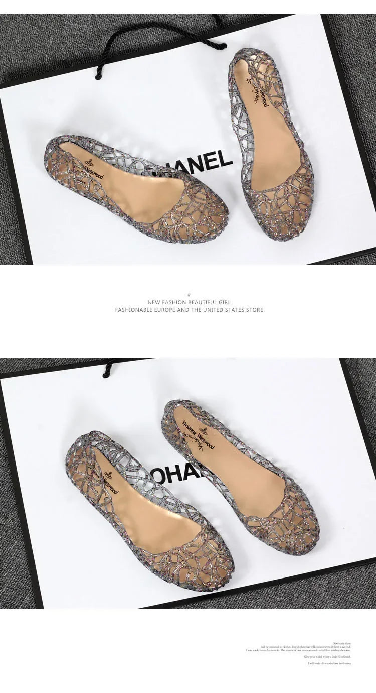 Women's Flat Bottom Plastic Jelly Sandals Hollow out Slip-On Beach Shoes Comfortable Lightweight Summer Footwear