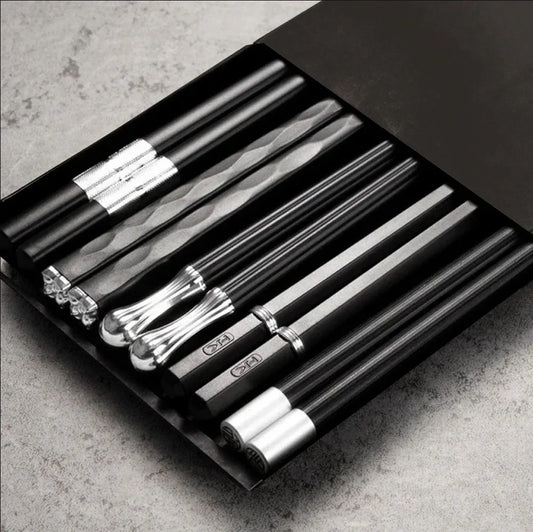 5 Pairs Japanese Reusable Chopsticks Black Sushi Sticks For Food Noodles Alloy Chinese Korean Chopsticks Kitchen Tableware