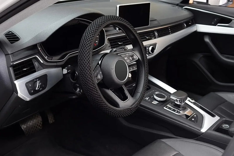 Elastic Elastic Steering Wheel Cover, Warm in Winter, Cool in Summer, Universal 15 Inches (About 38.1 Cm), Microfiber Breathable