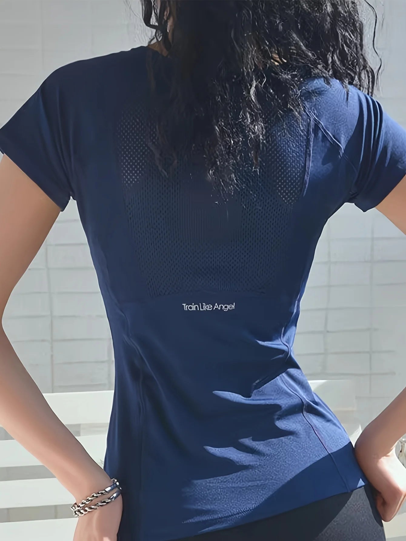 Camiseta deportiva de verano para mujer, transpirable, sexy, bonita, espalda descubierta, ropa de fitness, secado rápido, para correr, entrenamiento, manga corta, top de yoga