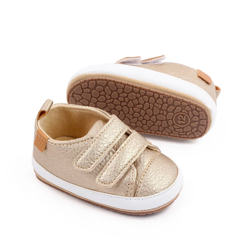 Zapatillas informales para bebé, primavera y otoño, suela suave de PU y TPR, antideslizantes, de alta calidad, superventas, 2023, nueva moda para niños pequeños de 0 a 12 meses.