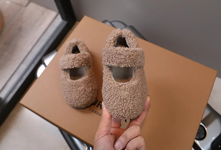 Children Fur Shoes 2025 Winter Kids Warm Plush Shoes For Girl Flat Loafers Moccasins Girls Casual Shoes Khaki, Beige