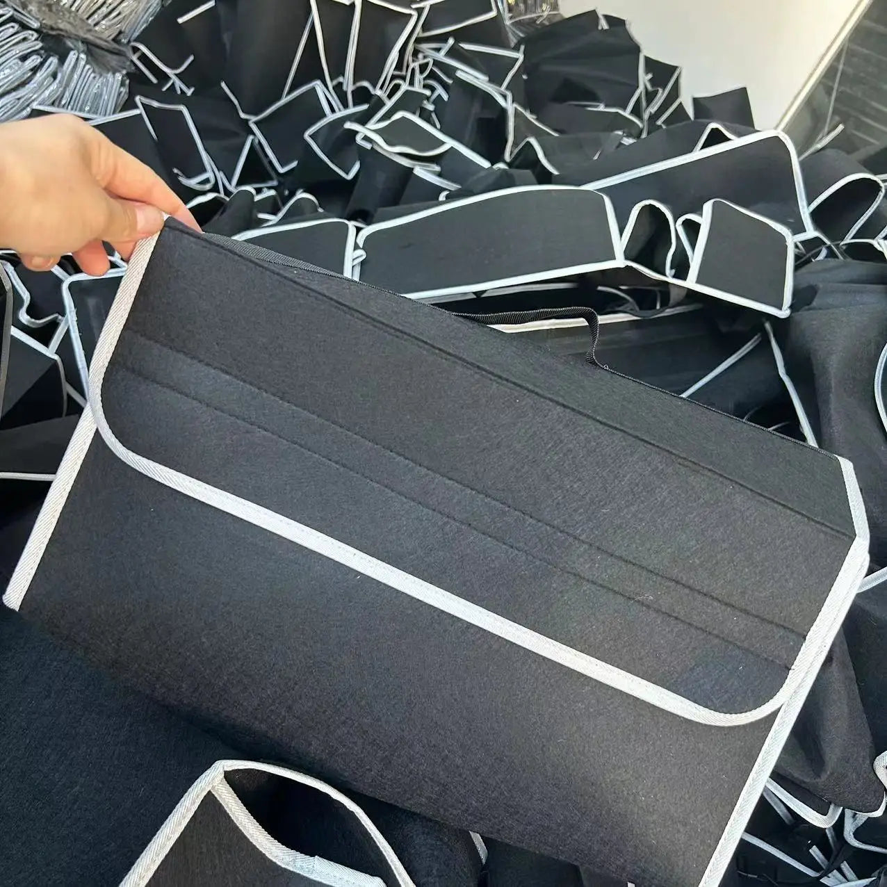 Gray Anti Slip Compartment Boot Storage Organizer Tool Car Storage Bag Car Trunk Organizer Soft Felt Storage Box Car Accessories