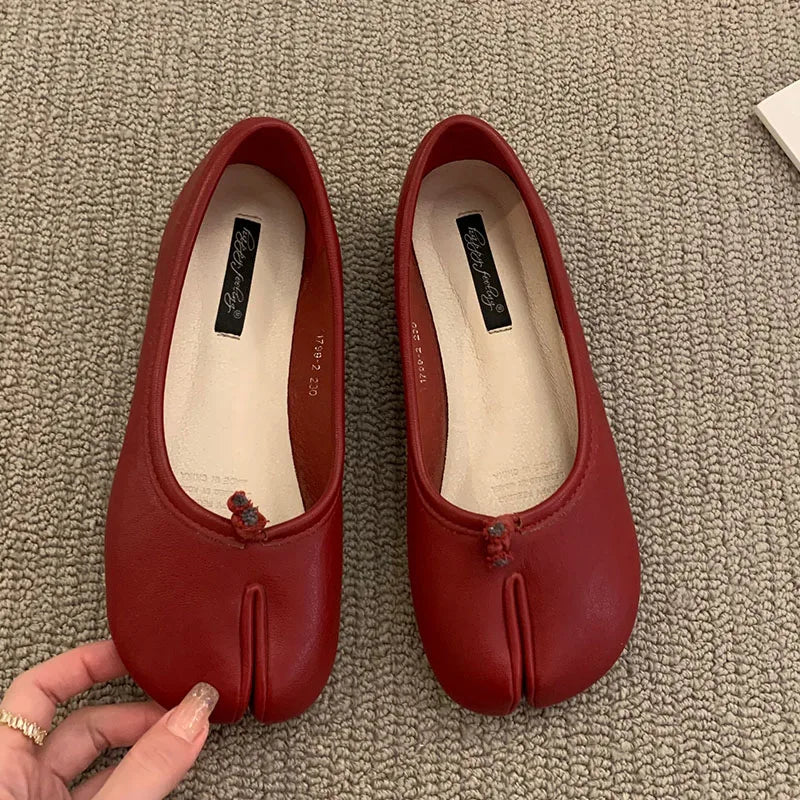 Women Flats Tabi Ninja Shoes Woman Ladies Microfiber Leather Comfy  Flats Split Toe Slippers Soft Bottom Loafers Solid Brief La