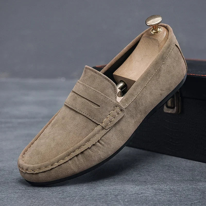New Men's Loafers, Lightweight and Breathable Casual Shoes, Men's Flat Driving Shoes, Soft Sole Slip-on Business Shoes, Moccasins