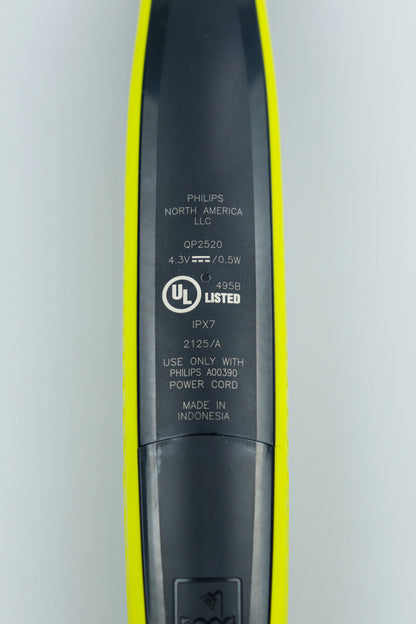 Philips Norelco OneBlade QP2520/70 Electric Trimmer and Shaver