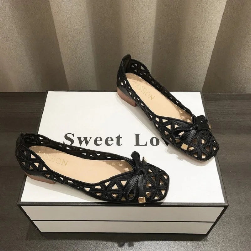 2025 New French Style Bow Flat Sandals Women Geometric Cut-Out Peep-Toe Breathable Summer Beige Shoes for Dresses