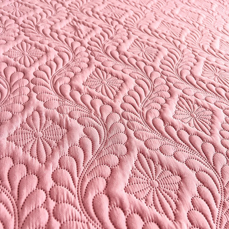 Waterproof Mattress Protector Thicken Fitted Bed Sheet Breathable & Noiseless Mattress Pad for Twin/Double/Queen/King Size Beds