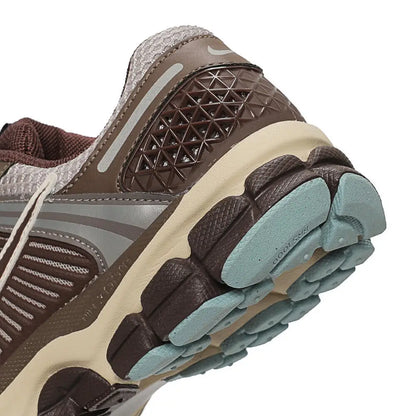 NIKE 2025 Women's W NIKE ZOOM VOMERO 5 Casual Sports Shoes FD9920-022