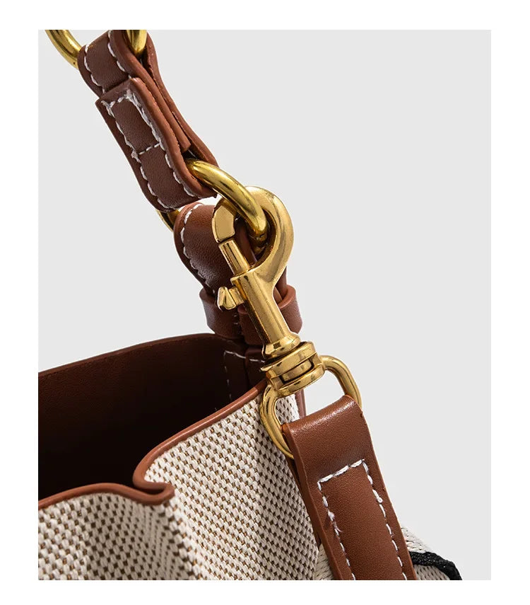 2024 New Large Capacity Women's Crossbody Bag With Wide Shoulder Strap Single Handbag Canva Bucket Bag Motorcycle Equipment Acce