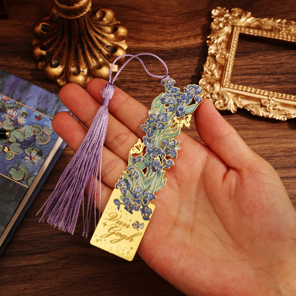 1 pc Vintage Painting Metal Bookmark Hollow Bookmark With Long Tassel For Book Club Readers Friends Teachers Students