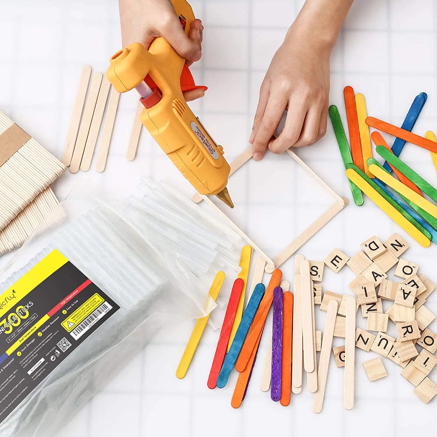 Barras de pegamento termofusible de 7 mm y 11 mm, adhesivo transparente multiusos para niños y adultos, ideal para bricolaje, sellado y reparación.