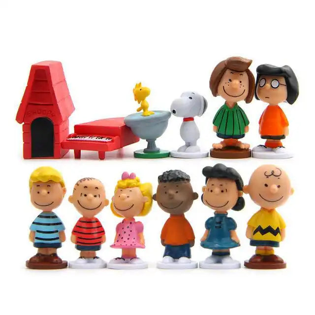 Miniatura Action Figure Brinquedos Modelo, Amendoim Japonês Dos Desenhos Animados, Snoopy, Sally, Woodstock, Pessoas Bolo, Adereços De Coleção Quente