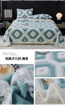 Flannel Warmth Autumn Winter Blanket Keep Warm Comfortable Jacquard King Size Blankets Skin Friendly Geometric Nap Comforter