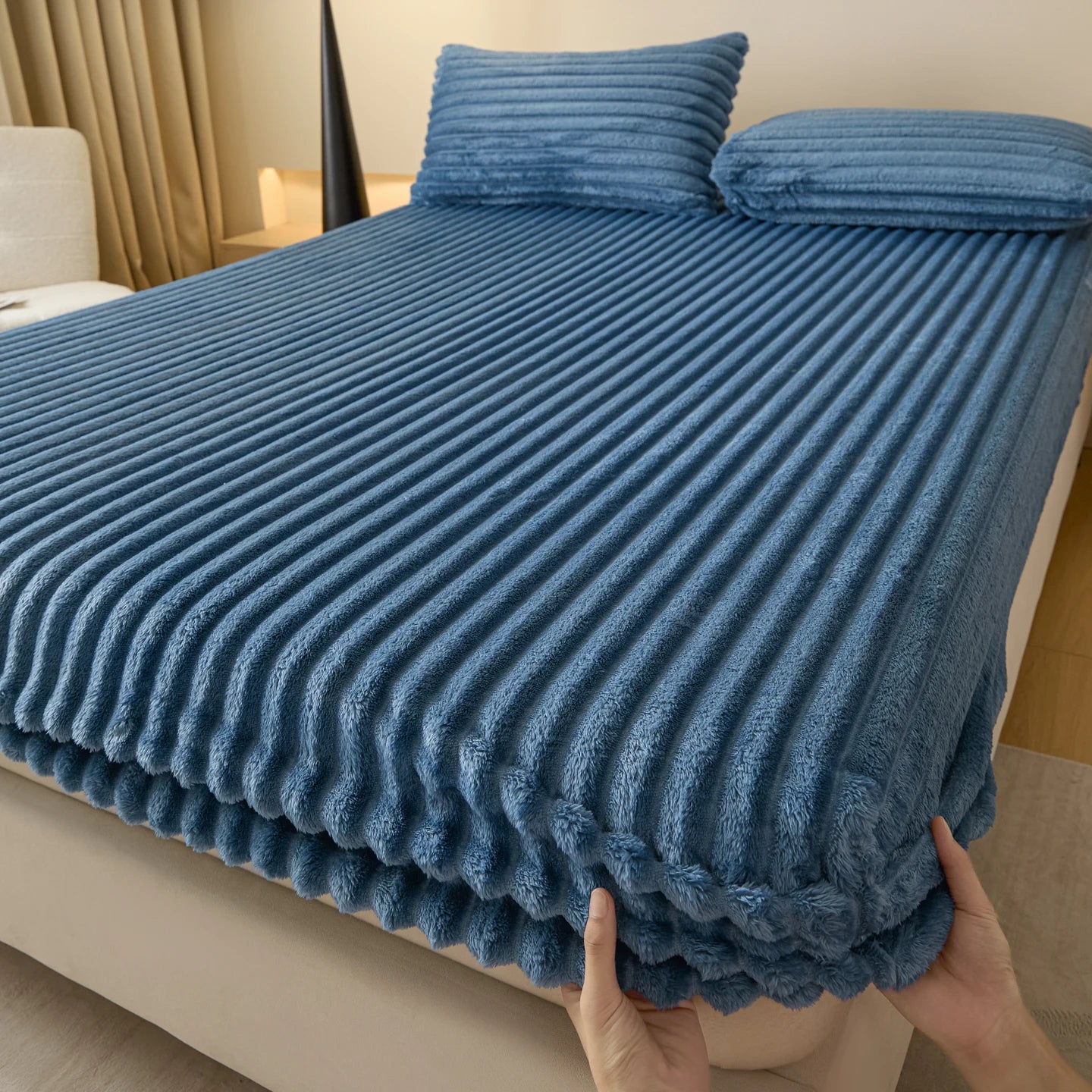 Solid Color Thick Faux Rabbit Fur Mattress Cover Autumn Winter Warm Velvet Mattress Protector Fluffy Soft Plush Fitted Bed Sheet