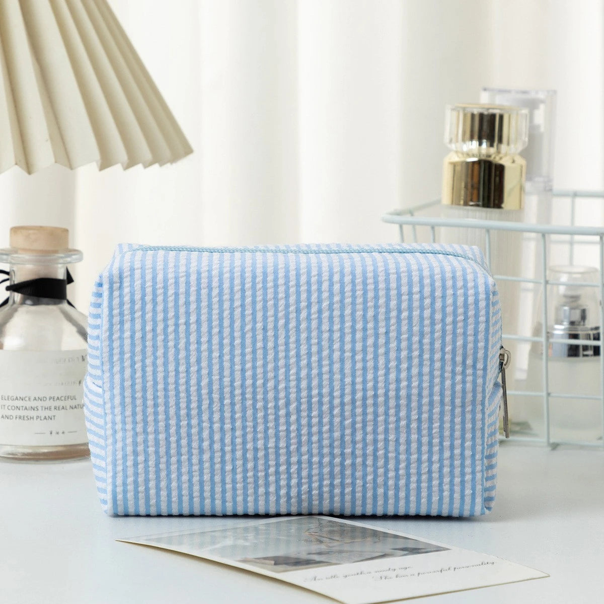 Stripe Seersucker Cosmetic Bag Fashion Women Cosmetic Bag Zipper Storage Makeup Case Traveling Pouch Organizer for Lady
