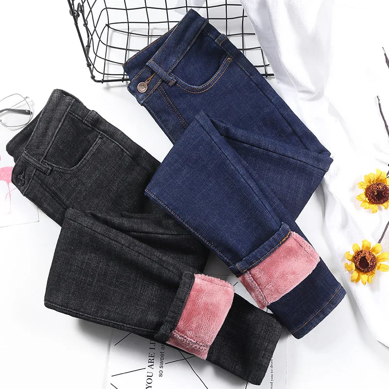 2023 Mujeres Jeans Térmicos Invierno Nieve Cálido Felpa Elástico Jeans Señora Skinny Espesar Polar Denim Pantalones Largos Retro Lápiz Pantalones