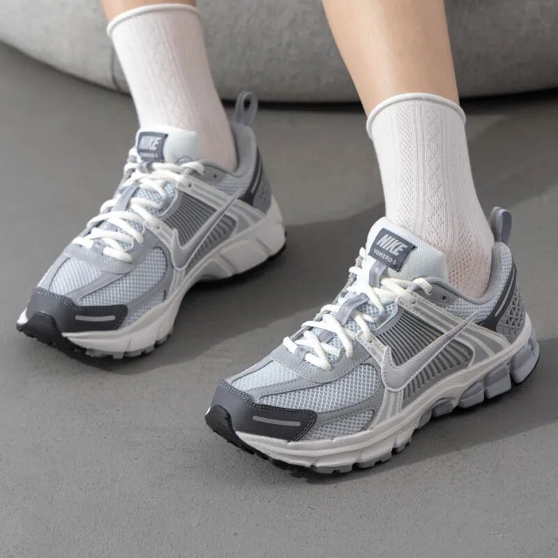Zapatillas Nike VOMERO 5 (GS) para mujer, informales, cómodas y a la moda, para correr, para niños grandes, HF6998-002
