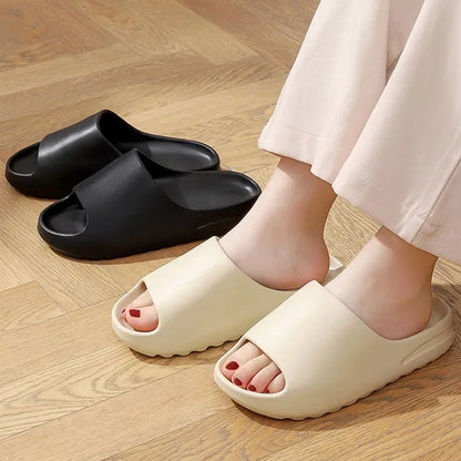 Zapatillas de moda para mujer, planas, ligeras, de EVA, para el baño, cómodas, para parejas, para interiores y ducha.