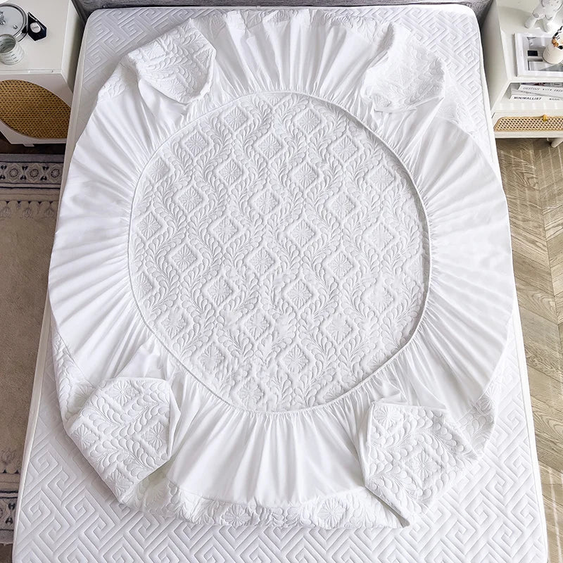 Waterproof Mattress Protector Thicken Fitted Bed Sheet Breathable & Noiseless Mattress Pad for Twin/Double/Queen/King Size Beds