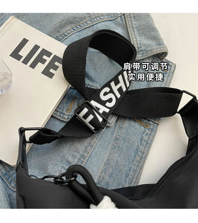 2024 New Fashion Crossbody Bag Simple Wide Shoulder Strap Design Single Shoulder Bag Original Style Commuting Dumpling Women's Bag