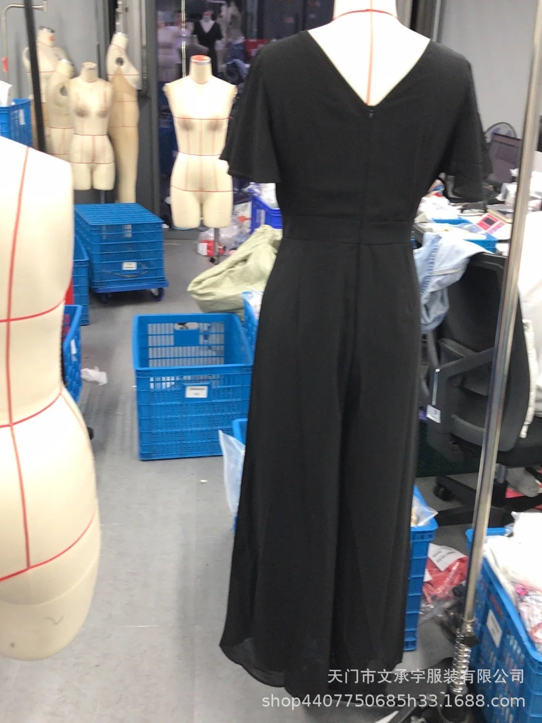 Women's New Solid V Neck Flutter Sleeve Tie Waist Split Wide Leg Jumpsuit Elegant Slimming Versatile Party Daily Casual Jumpsuit