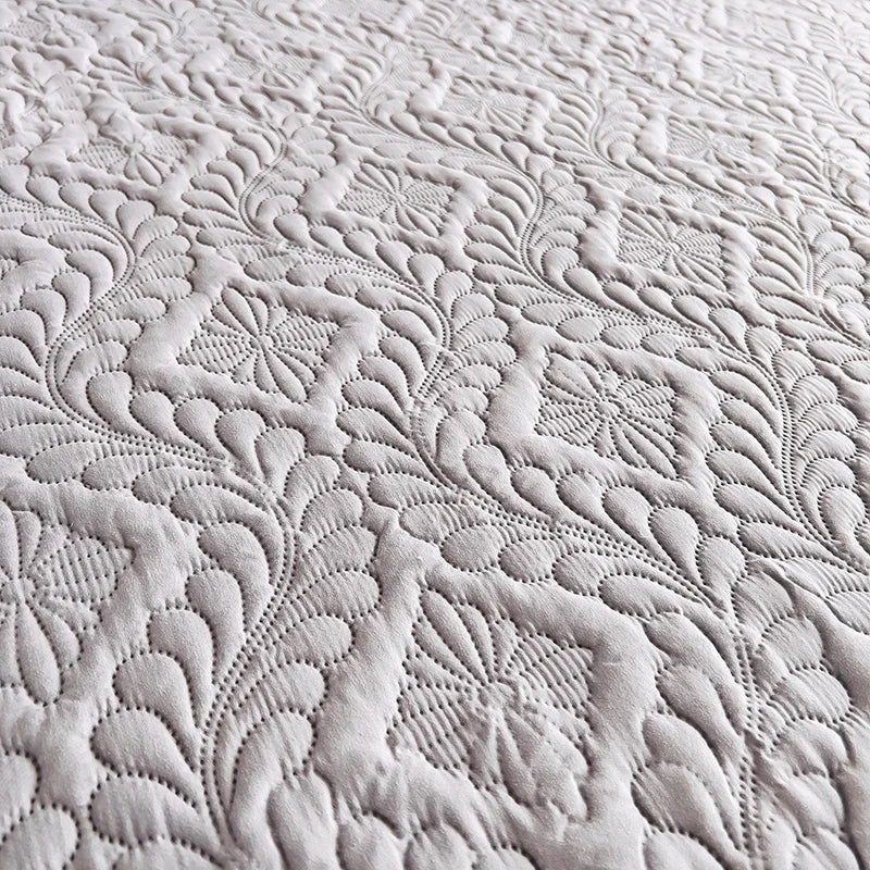 Waterproof Mattress Protector Thicken Fitted Bed Sheet Breathable & Noiseless Mattress Pad for Twin/Double/Queen/King Size Beds