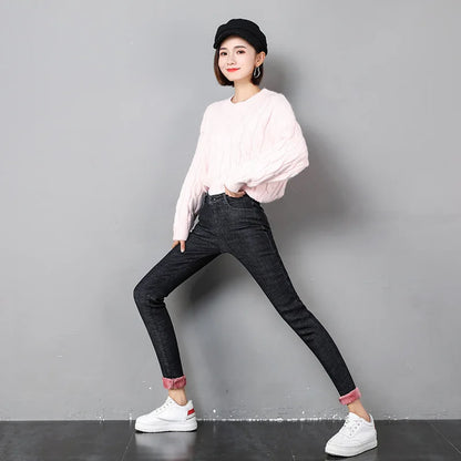 2023 Mujeres Jeans Térmicos Invierno Nieve Cálido Felpa Elástico Jeans Señora Skinny Espesar Polar Denim Pantalones Largos Retro Lápiz Pantalones