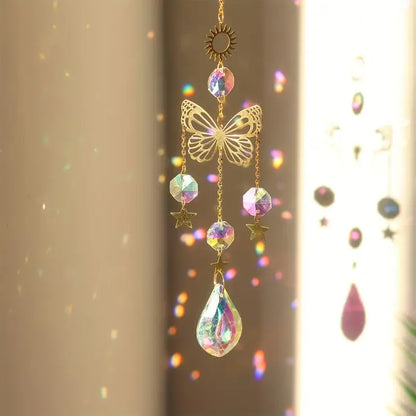 1 atrapasol de cristal con forma de mariposa: prisma de cristal que refleja luces para la decoración del hogar, el jardín y el automóvil.