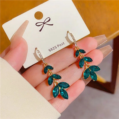 Blue Heart Shaped Zircon Long Tassel Gold Color Ear Wire for Women Elegant Exquisite Temperament Ladies Wedding Party Jewelry