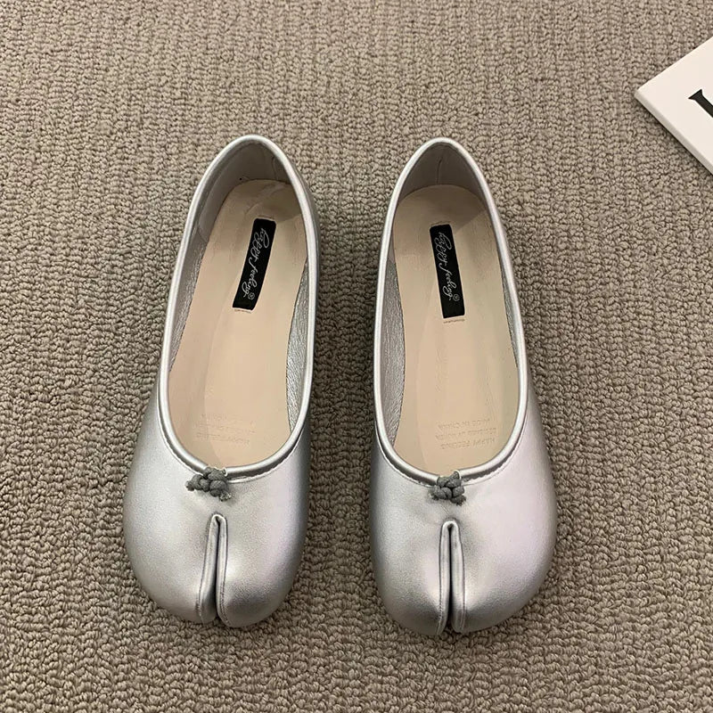 Women Flats Tabi Ninja Shoes Woman Ladies Microfiber Leather Comfy  Flats Split Toe Slippers Soft Bottom Loafers Solid Brief La