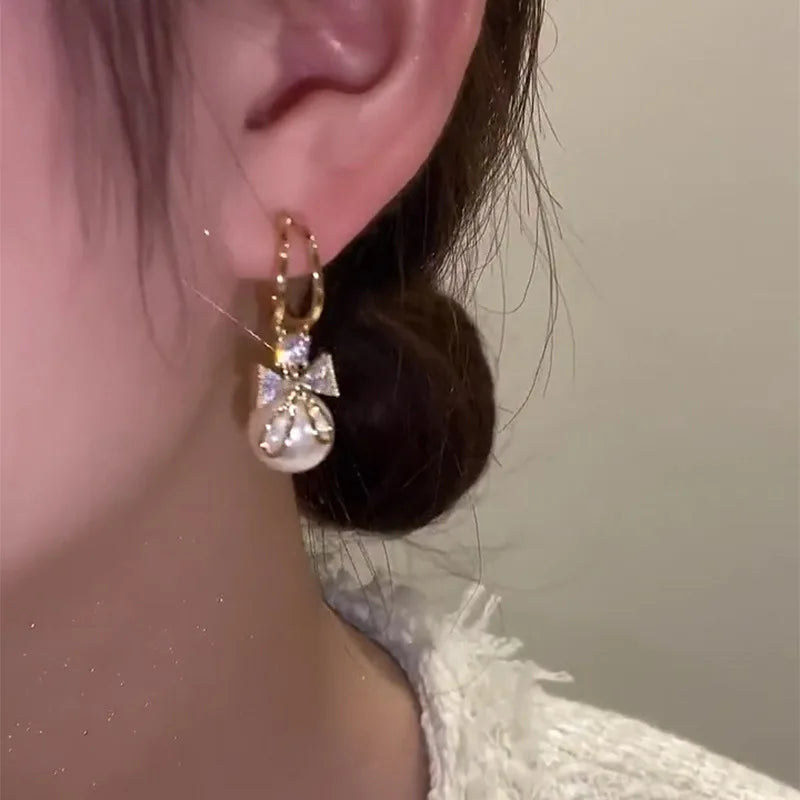 Blue Heart Shaped Zircon Long Tassel Gold Color Ear Wire for Women Elegant Exquisite Temperament Ladies Wedding Party Jewelry