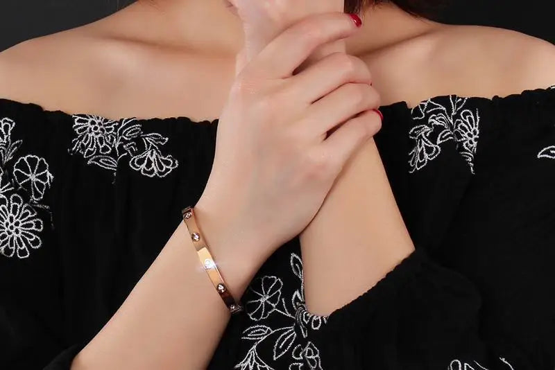 New Design Gold Color Zircon And Cross Nut Nail Bracelet & Bangle For Woman Stainless Steel Screw Brand Jewelry Dropshipping