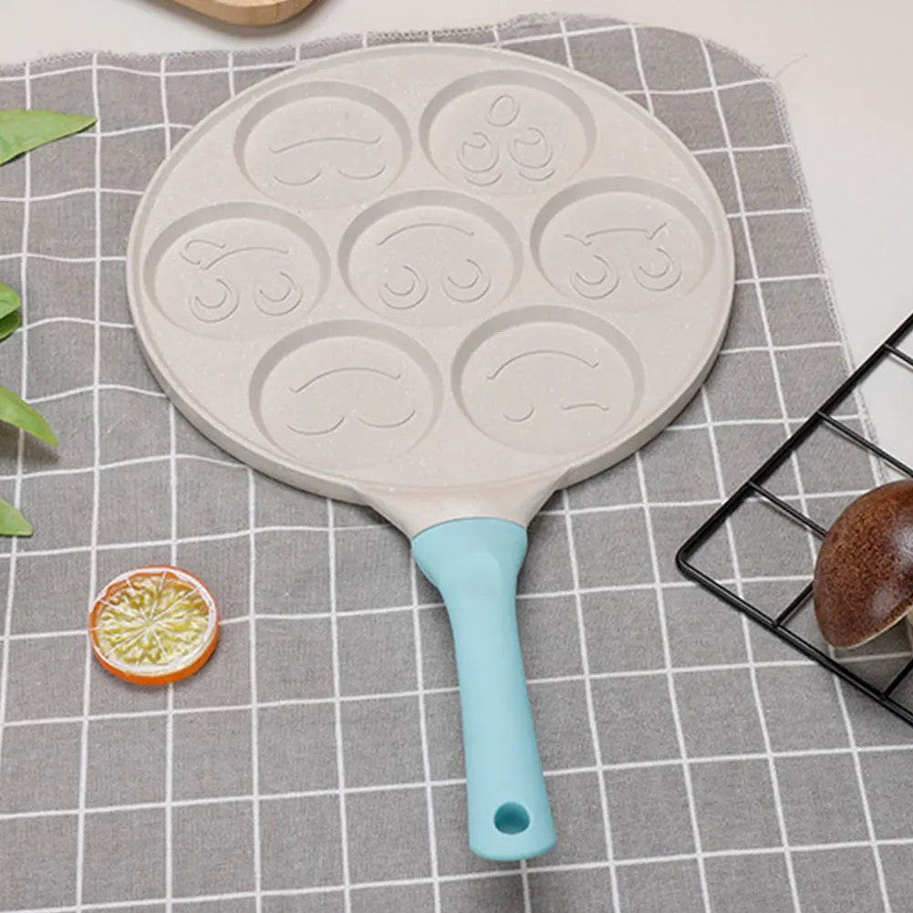 7/4 Cup Smiley Face Pancake Pan 100% Non-stick Griddle Pancake Maker Pancake Crepe Frying Pan Griddle Mini Pancakes Maker