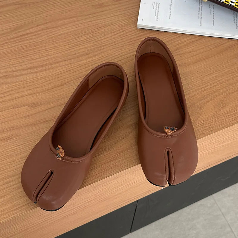 Women Flats Tabi Ninja Shoes Woman Ladies Microfiber Leather Comfy  Flats Split Toe Slippers Soft Bottom Loafers Solid Brief La
