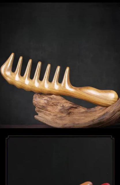 Peine de madera de sándalo verde natural hecho a mano para cabello rizado con dientes anchos, cepillo de masaje desenredante de madera antiestático para mujeres.