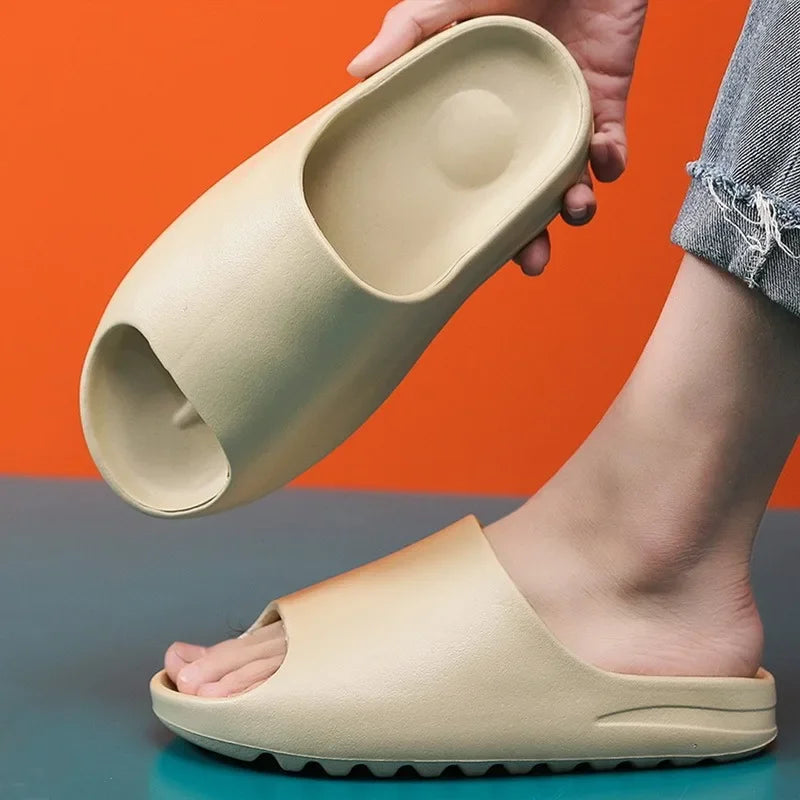 Zapatillas de moda para mujer, planas, ligeras, de EVA, para el baño, cómodas, para parejas, para interiores y ducha.