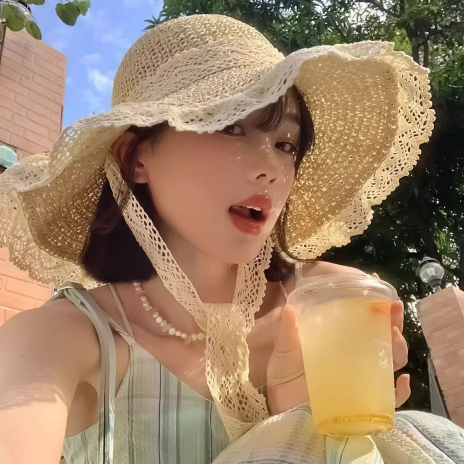Women's Summer Beach Sun Hat Wide Brim Foldable Elegant Straw Hat for Pool Park Vacation Camping