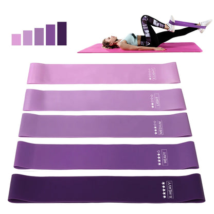 Entrenamiento en casa, yoga, deporte, bandas de resistencia, fitness, bandas elásticas de resistencia, estiramientos, pilates, crossfit, entrenamiento, equipo de gimnasio.