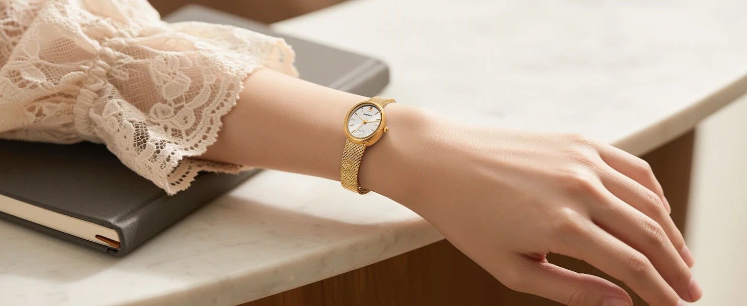 Relogio feminino oval dourado berny de luxo quartzo a prova de agua