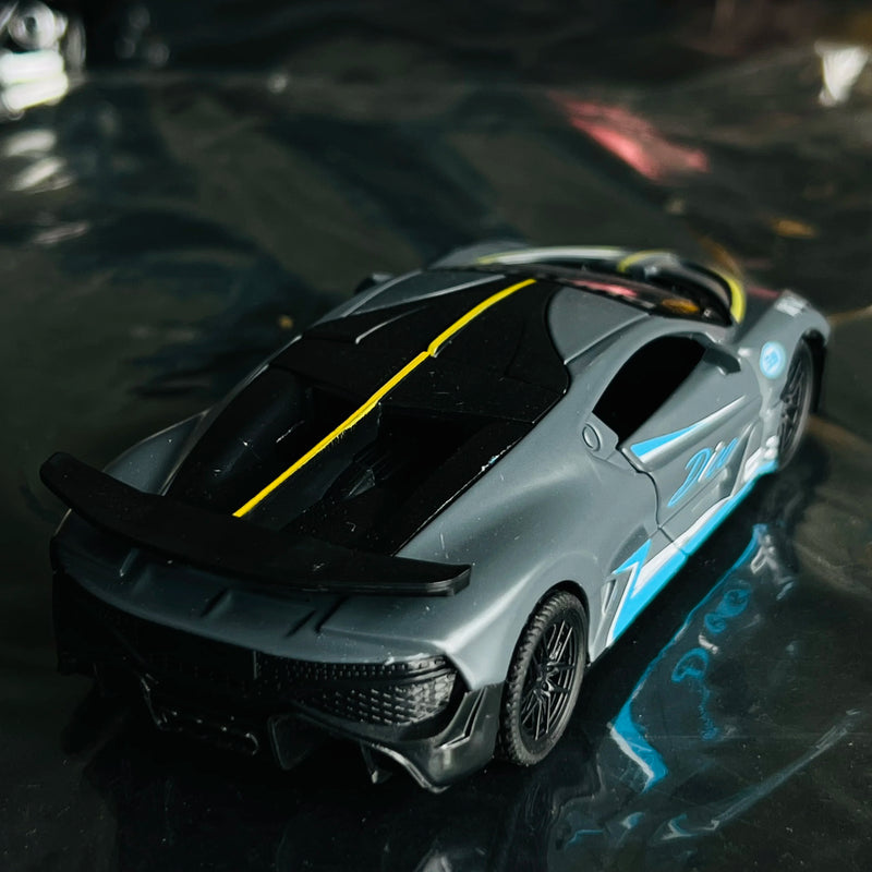 Children's alloy car model, boy simulation, openable car model, toy car, internet famous new ornament