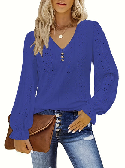 Plus size ilhó botão decoração camiseta casual decote em v manga longa topo para primavera e outono roupas femininas plus size