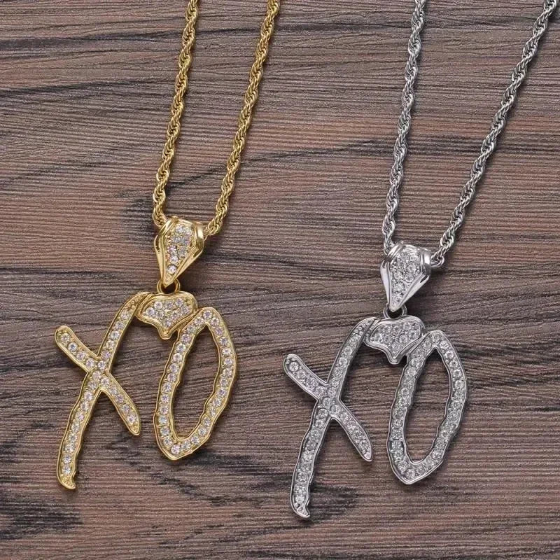 Bing Iced Out XO Colar Pingente de letra de zircônia cúbica para homens e mulheres Hip Hop Street Rock Rap Party Jewelry