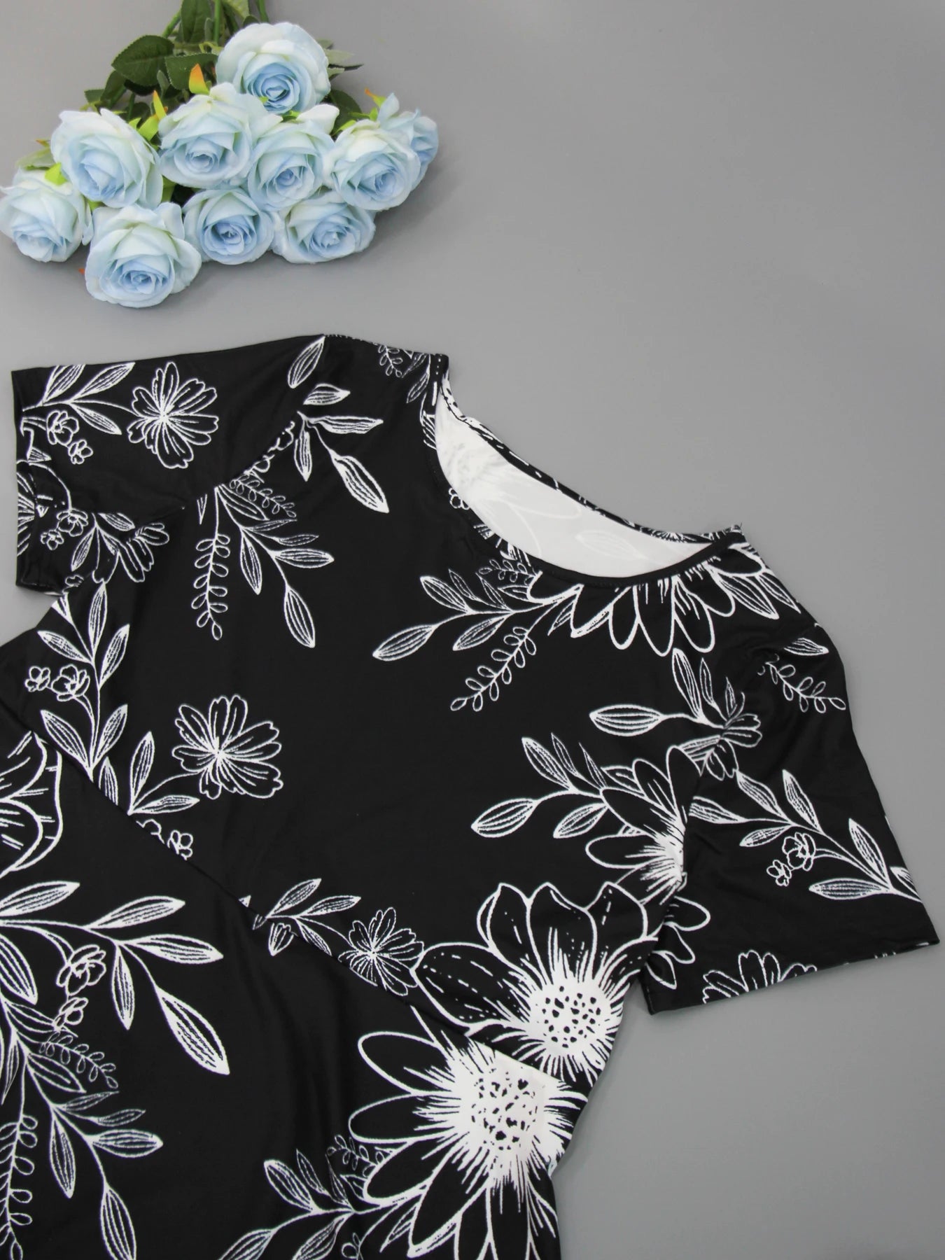 Vestido feminino plus size de manga curta com gola redonda, saia longa estampada floral, saia casual de praia, bainha grande